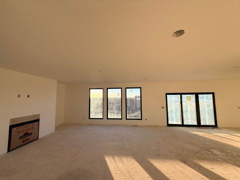 Tiny photo for 6414 Pelican Street, Bettendorf, IA 52722 (MLS # QC4268792)