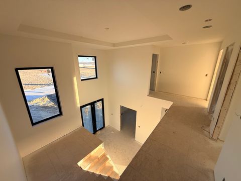 Tiny photo for 6414 Pelican Street, Bettendorf, IA 52722 (MLS # QC4268792)