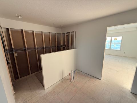 Tiny photo for 6414 Pelican Street, Bettendorf, IA 52722 (MLS # QC4268792)