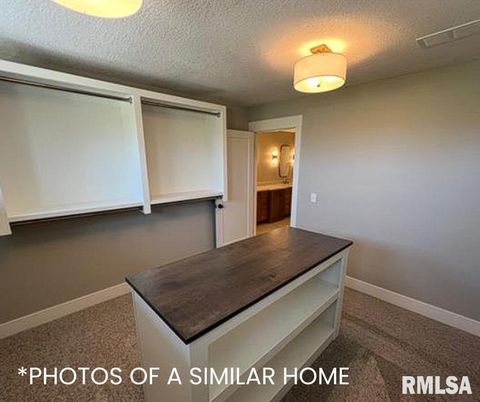 Tiny photo for 6414 Pelican Street, Bettendorf, IA 52722 (MLS # QC4268792)