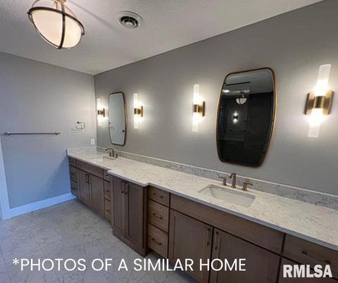 Tiny photo for 6414 Pelican Street, Bettendorf, IA 52722 (MLS # QC4268792)