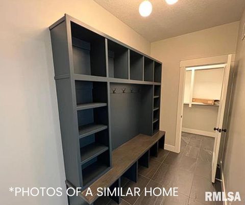 Tiny photo for 6414 Pelican Street, Bettendorf, IA 52722 (MLS # QC4268792)