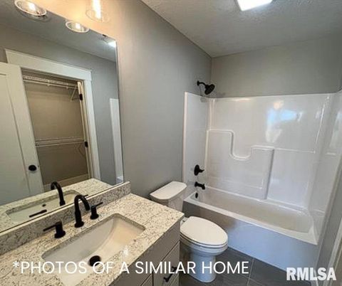 Tiny photo for 6414 Pelican Street, Bettendorf, IA 52722 (MLS # QC4268792)