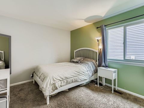 Tiny photo for 8 Southbury Court, Streamwood, IL 60107 (MLS # 12517794)