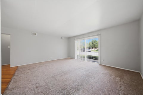 Tiny photo for 12720 CARRIAGE Lane #F1, Crestwood, IL 60418 (MLS # 12727497)