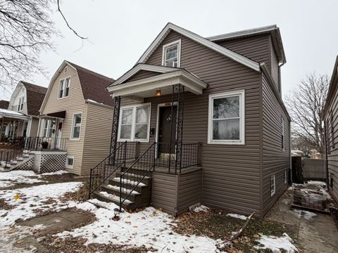 Tiny photo for 5022 W WINNEMAC Avenue, Chicago, IL 60630 (MLS # 12532435)
