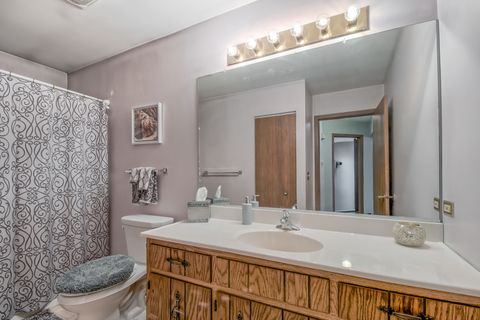 Tiny photo for 2512 LIVE OAK Drive, Crest Hill, IL 60403 (MLS # 12623696)