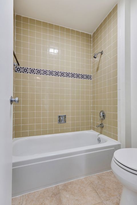 Tiny photo for 1912 Prairie Square #209A, Schaumburg, IL 60173 (MLS # 12503310)