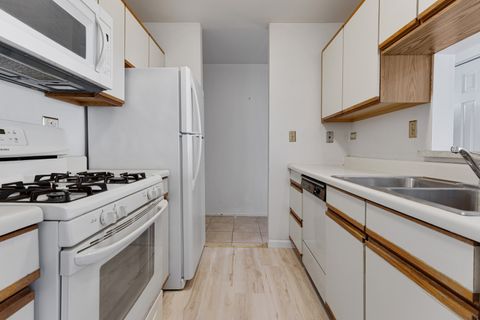 Tiny photo for 1912 Prairie Square #209A, Schaumburg, IL 60173 (MLS # 12503310)