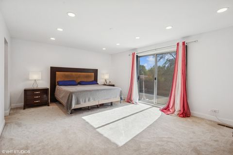 Tiny photo for 10039 LaCrosse Avenue, Skokie, IL 60077 (MLS # 12463262)