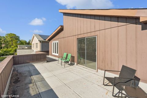 Tiny photo for 10039 LaCrosse Avenue, Skokie, IL 60077 (MLS # 12463262)
