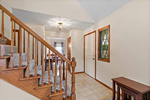 Tiny photo for 232 Sedgewick Circle, St. Charles, IL 60174 (MLS # 12725156)