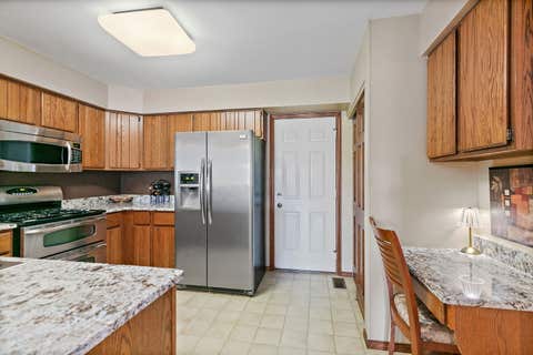 Tiny photo for 232 Sedgewick Circle, St. Charles, IL 60174 (MLS # 12725156)