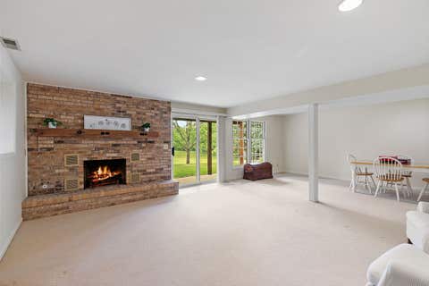 Tiny photo for 232 Sedgewick Circle, St. Charles, IL 60174 (MLS # 12725156)