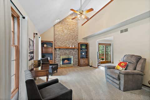 Tiny photo for 232 Sedgewick Circle, St. Charles, IL 60174 (MLS # 12725156)
