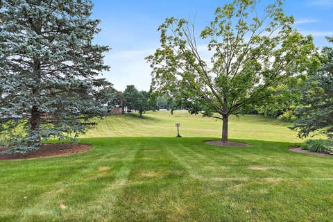 Tiny photo for 232 Sedgewick Circle, St. Charles, IL 60174 (MLS # 12725156)