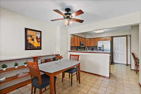 Tiny photo for 232 Sedgewick Circle, St. Charles, IL 60174 (MLS # 12725156)
