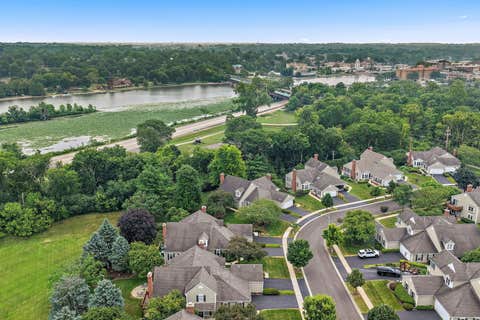 Tiny photo for 232 Sedgewick Circle, St. Charles, IL 60174 (MLS # 12725156)