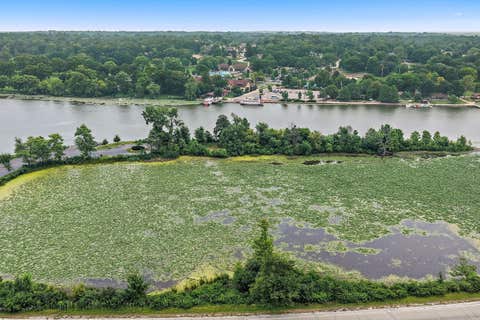 Tiny photo for 232 Sedgewick Circle, St. Charles, IL 60174 (MLS # 12725156)