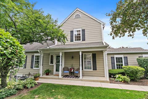 Tiny photo for 232 Sedgewick Circle, St. Charles, IL 60174 (MLS # 12725156)