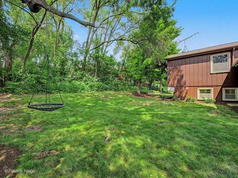 Tiny photo for 800 Marston Avenue NE, Glen Ellyn, IL 60137 (MLS # 12713841)