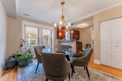 Tiny photo for 617 Washington Boulevard #2N, Oak Park, IL 60302 (MLS # 12559878)