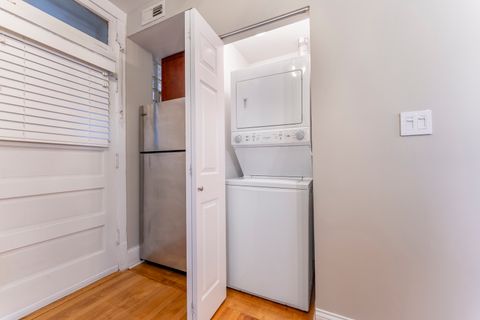 Tiny photo for 617 Washington Boulevard #2N, Oak Park, IL 60302 (MLS # 12559878)