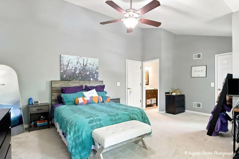 Tiny photo for 292 MAYFLOWER Court, Gurnee, IL 60031 (MLS # 12724047)