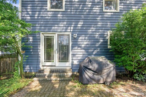 Tiny photo for 292 MAYFLOWER Court, Gurnee, IL 60031 (MLS # 12724047)