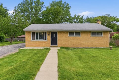 Photo of 698 W Colfax Street, Palatine, IL 60067 (MLS # 12649585)