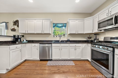 Tiny photo for 444 Cambridge Way, Bolingbrook, IL 60440 (MLS # 12735403)