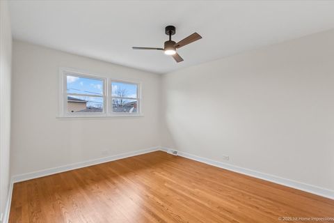 Tiny photo for 10316 Lamon Avenue, Oak Lawn, IL 60453 (MLS # 12538962)