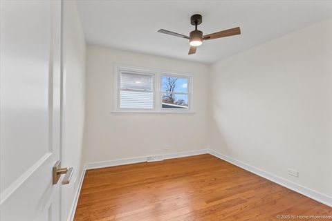 Tiny photo for 10316 Lamon Avenue, Oak Lawn, IL 60453 (MLS # 12538962)