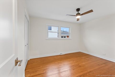 Tiny photo for 10316 Lamon Avenue, Oak Lawn, IL 60453 (MLS # 12538962)