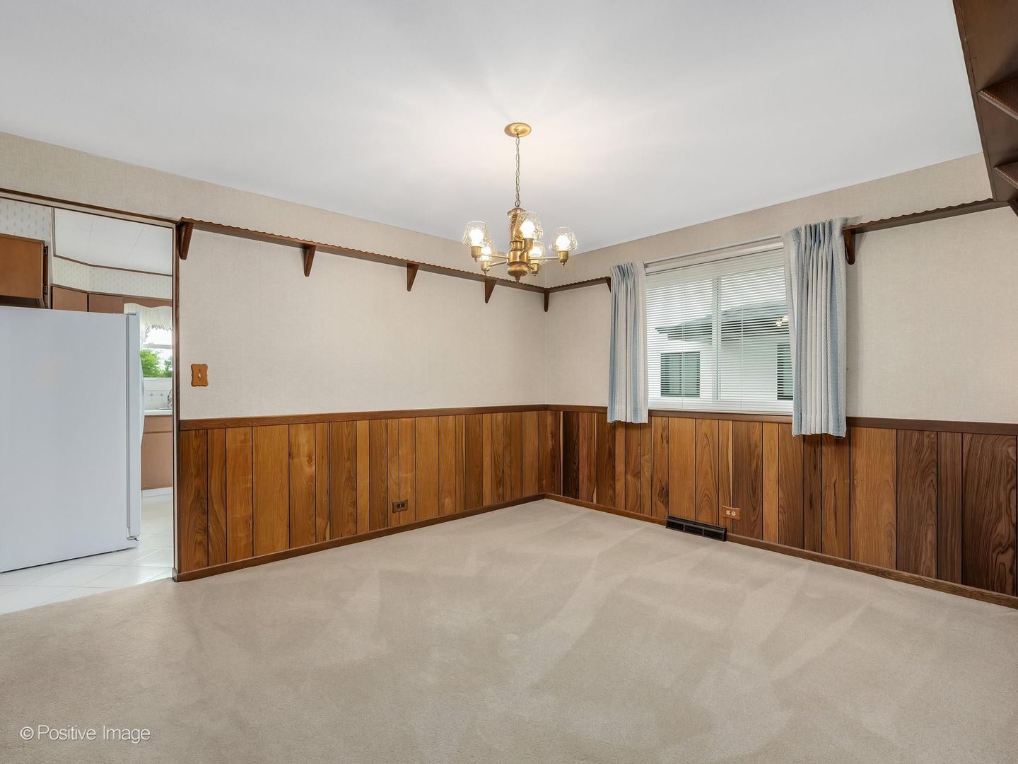 393 Grandview Avenue