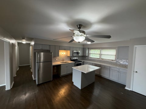 Tiny photo for 13 Scotdale Road #4, La Grange Park, IL 60526 (MLS # 12643774)