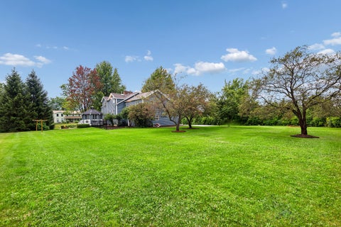 Tiny photo for 15 Winding Branch Road, Hawthorn Woods, IL 60047 (MLS # 12774007)