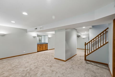 Tiny photo for 15 Winding Branch Road, Hawthorn Woods, IL 60047 (MLS # 12774007)
