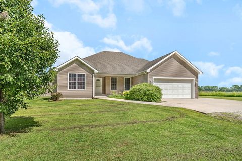 Photo of 22954 McGuire Road, Wilmington, IL 60481 (MLS # 12454886)