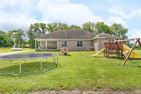 Tiny photo for 22954 McGuire Road, Wilmington, IL 60481 (MLS # 12454886)