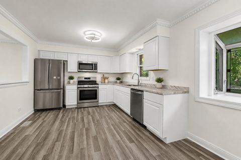 Tiny photo for 3252 87TH Street, Darien, IL 60561 (MLS # 12690048)
