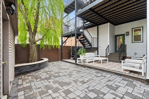 Tiny photo for 2615 N Wilton Avenue, Chicago, IL 60614 (MLS # 12620455)