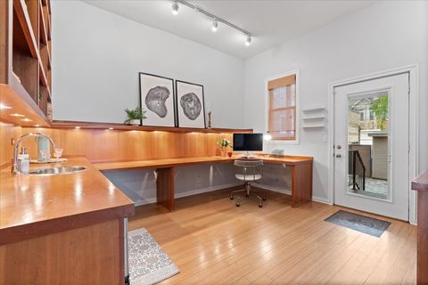 Tiny photo for 2615 N Wilton Avenue, Chicago, IL 60614 (MLS # 12620455)