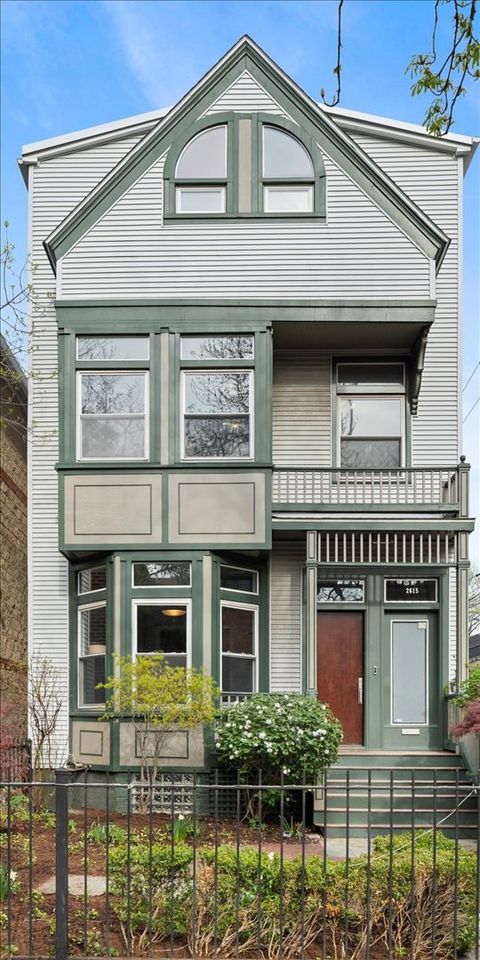 2615 N Wilton Avenue Chicago IL 60614