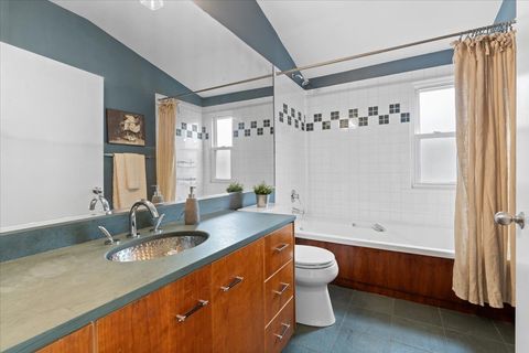 Tiny photo for 2615 N Wilton Avenue, Chicago, IL 60614 (MLS # 12620455)
