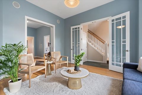 Tiny photo for 2615 N Wilton Avenue, Chicago, IL 60614 (MLS # 12620455)