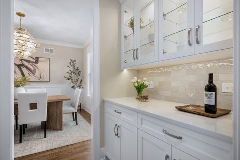 Tiny photo for 534 N Catherine Avenue, La Grange Park, IL 60526 (MLS # 12574727)