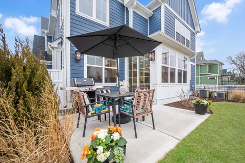 Tiny photo for 534 N Catherine Avenue, La Grange Park, IL 60526 (MLS # 12574727)