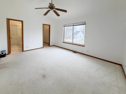 Tiny photo for Mundelein, IL 60060 (MLS # 12593713)