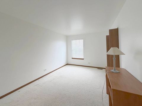 Tiny photo for Mundelein, IL 60060 (MLS # 12593713)